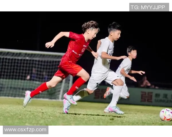 足球明星们的儿女们：继承父辈荣耀与梦想的未来之星